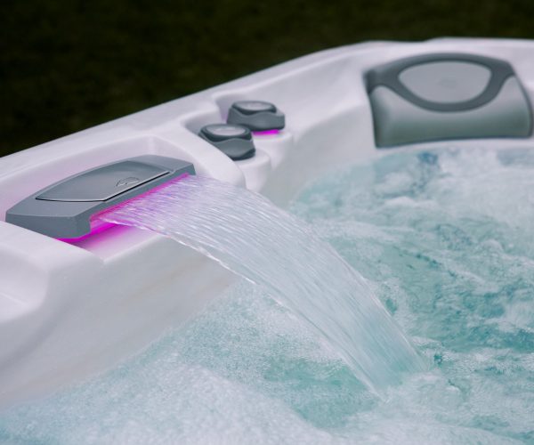 Sundance-Spa-880-Optima-Knobs-Waterfall.jpg Sundance-Spa-880-Optima-Knobs-Waterfall.jpg