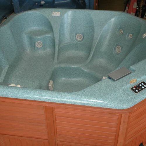 jacuzzi hot tub cirrus in San Antonio