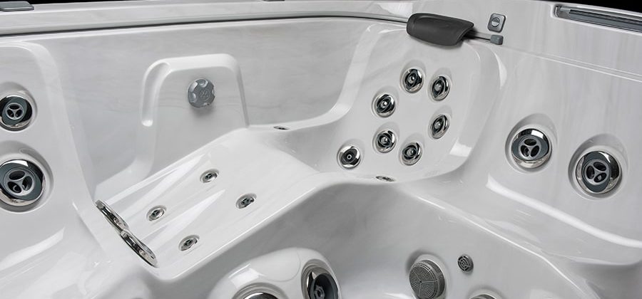 jacuzzi-seating Jacuzzi Hot Tub Seating